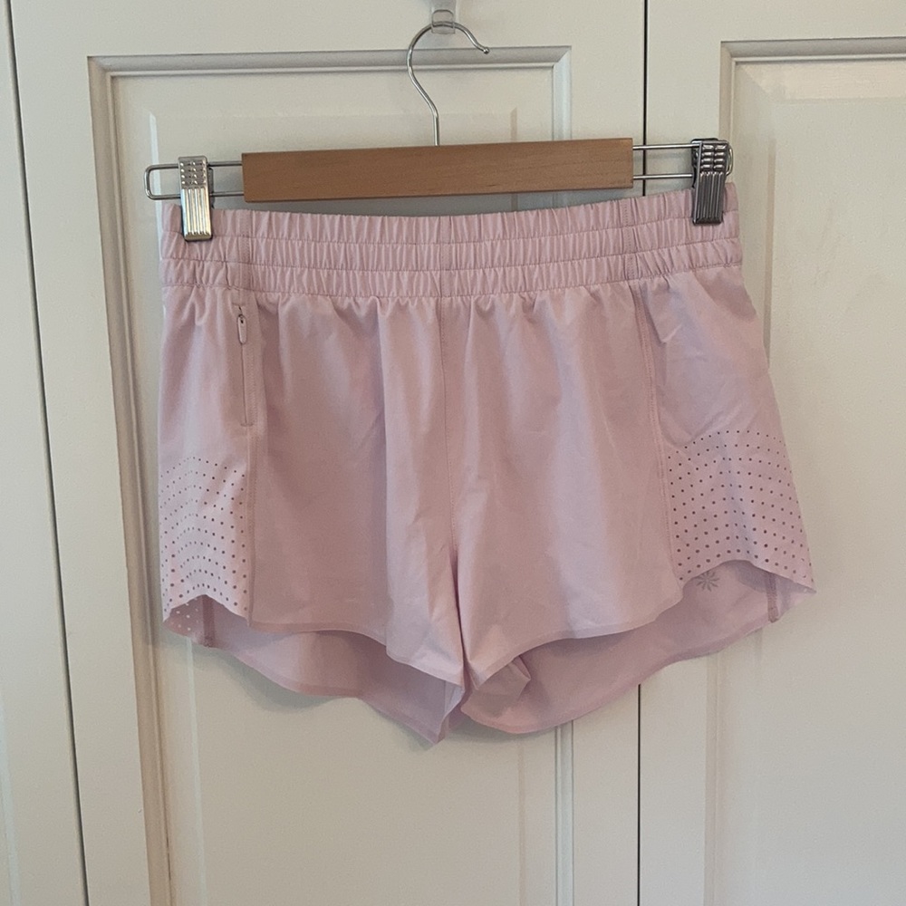 ATHLETA light pink 3” hustle short